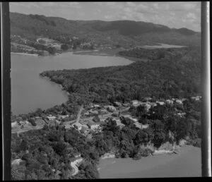 Taumatarea Point, Laingholm (foreground) and Parau, (top left) Waitakere, Auckland