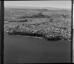 Point Chevalier, east of Auckland City