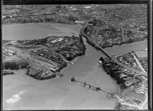 Panmure, Auckland, showing bridge under construction