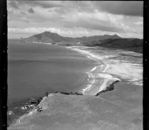 Pataua coastline with dunes, Whangarei County with Mount Manaia in the distance