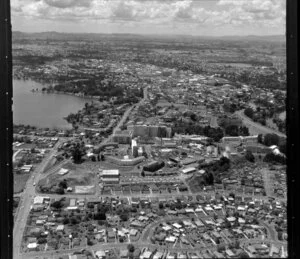 Lake Rotoroa, Frankton, Hamilton, with Waikato Hospital in centre