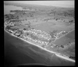 Grahams Beach, Manukau Harbour, Auckland