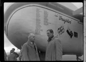Bristol Freighter tour, Rotorua, the mayor P A Kusalos (left) and Captain Ellison