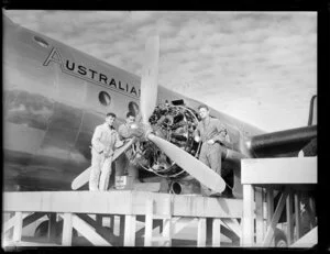 Ground crew from Australian National Airways