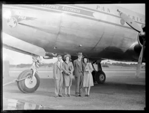 Daniel Watkins and friends standing by Clipper Australia aircraft