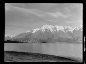 Lake Wakatipu including the Southern Alps