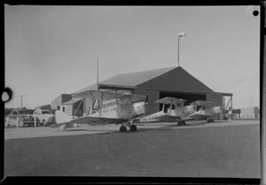 Aircraft outside a hangar at Hawera Aero Club