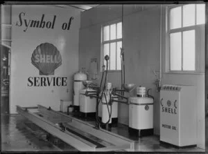 Shell Oil Company, Henderson, Waitakere City