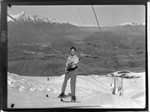 Skier using Coronet Peak rope tow