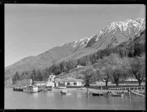 Boats on Lake Wakatipu, Queenstown