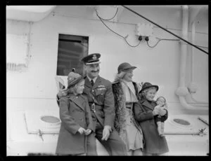 Group Captain Clouston with his wife and two daughters