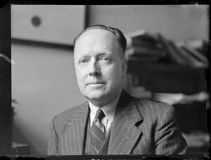 Mr Annand, Secretary, Wellington Aero Club