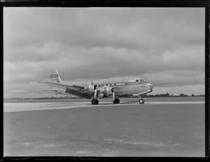 Pan American World Airways Boeing Clipper, Resolute