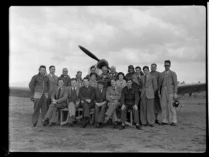 Pilots and officials of the Middle Districts Aero Club, Palmerston North