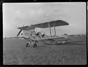 Tiger Moth aircraft, Palmerston North, Middle Districts Aero Club