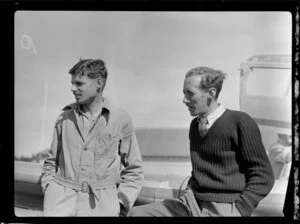 Engineer R Poynter (left) with instructor R Bush, Otago Aero Club