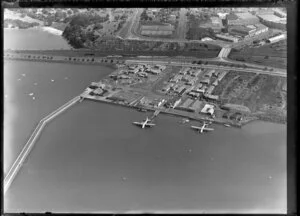 Mechanics Bay, Auckland, including flying boats