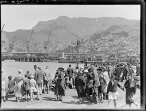 Crowd, probably waiting for the flying boat, Centaurus, Lyttelton Harbour