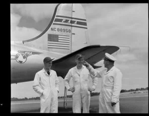 Ian Campbell, J D Kennedy and T O Ellis, Aircraft mechanics of Pan American World Airways (PAWA)