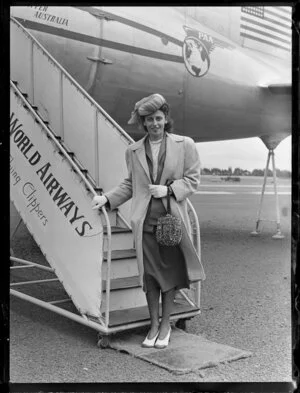 Miss Nation, passenger Pan American World Airways Clipper Australia