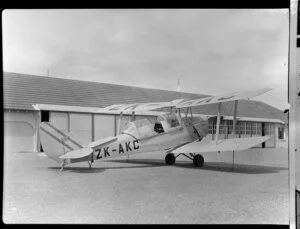 D H 82 (De Havilland) ZK-AKC aircraft from the New Plymouth Aero Club. RNZAC (Royal New Zealand Aero Club) pageant event, Dunedin.