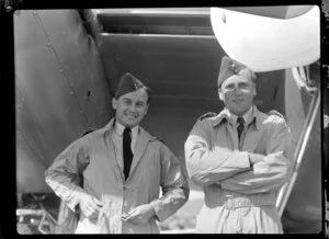 Flight Lieutenant T A M Morgan (left) with Squadron Leader C H Baigent at the Royal New Zealand Aero Club pageant in Dunedin