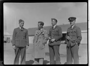 From left, Flight Lieutenant M J Morel, Otago instructor Ron Bush, Flight Lieutenant R W G Emery, Flight Lieutenant E W Clutterbuck, at the Royal New Zealand Aero Club pageant in Dunedin