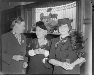 Dominion Trotting Championship, unidentified group of women at Dr Pezaro's cocktail party
