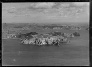 Great Barrier Island, Port Abercrombie in the centre