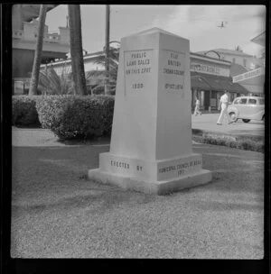 Memorial erected by Municipal Council of Suva, Fiji, 1911