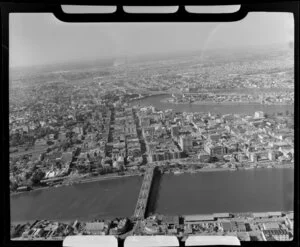 Brisbane, Queensland, Australia, Victoria Bridge in foreground