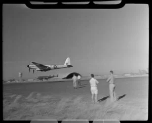 De Havilland Mosquito, A52-306, taking off, Darwin airport