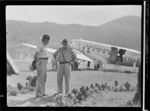 New Britain Inspector R Clamer and Papua New Guinea Police Officer J Downey, Kaveing airfield, Papua New Guinea