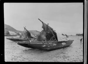 Lakatoi locals in boats, Port Moresby, Walter Bay, Papua New Guinea