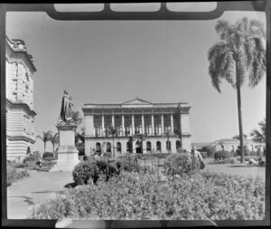 Queens Gardens, Brisbane, Queensland, Australia, including statue of Queen Victoria, Lands Administration building, and the old State Library