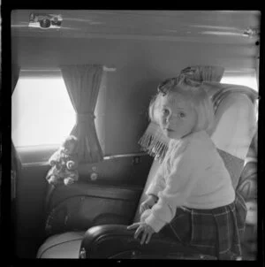 Young child Ms Shandler, a passenger on National Airways Corporation Douglas DC-3 flight from Auckland to Fiji