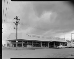 Exterior of Hawke's Bay Farmers Co-op store, Dannevirke