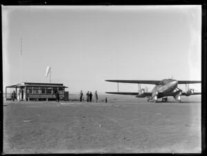 De Havilland DH86 aircraft, Union Airways, Napier airport