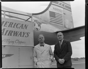 Ace Williams (left) with Noel Lindrum standing alongside a Pan American World Airlines Clipper aircraft