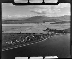 Tauranga Taupo, beside Lake Taupo