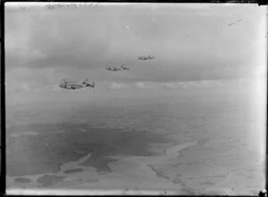 Three Lockheed Hudson aircraft, Royal New Zealand Air Force air sales, Whenuapai