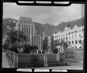 Square in Queen Street, with the Hong Kong-Shanghai Bank and the Legislative Council buildings adjoining it, Hong Kong
