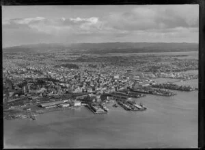Auckland city and wharves