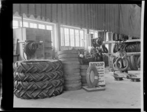 Ebbett Motors Ltd, Hamilton, Dunlop tyres