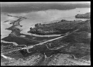 Coastal view featuring the construction of roading between Westmere and Point Chevalier, Auckland City