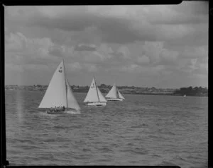 18 footers yacht race with V40, F44 and C44, 100th Anniversary Day regatta, Auckland Harbour