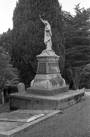 Elizabeth Sample and Flyger family grave, plot 3612 Bolton Street Cemetery