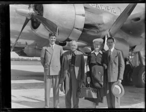 British Commonwealth Pacific Airlines, departing passengers, members of Mac Cartney's family, [Auckland?]