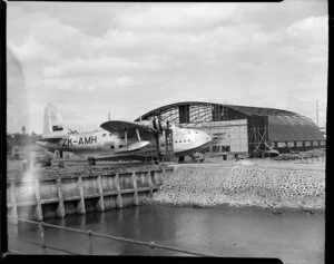 Tasman Empire Airways Ltd, Short Sandringham flying boat, RMA Auckland, ZK-AMH, Mechanics Bay, Auckland
