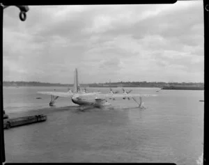 Tasman Empire Airways Ltd, Solent IV flying boat, RMA Aotearoa II, ZK-AML, taxiing, seen from the rear, Mechanics Bay, Auckland